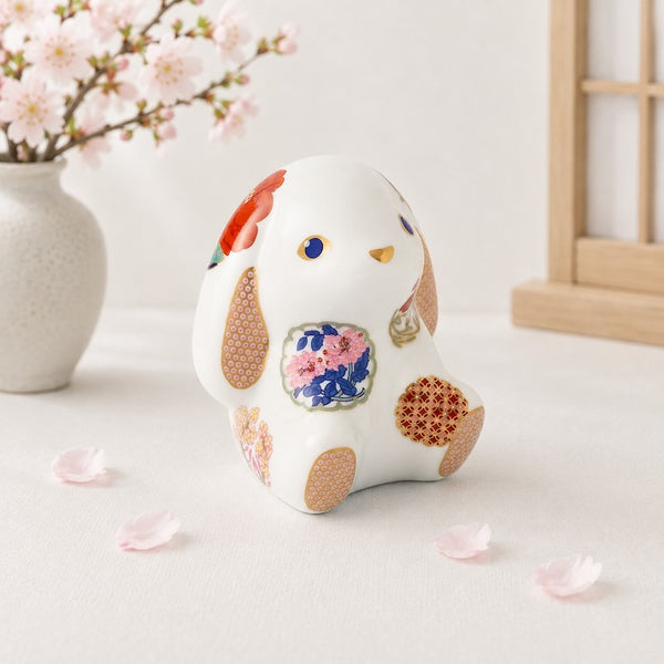 Momoco rabbit  古伊万里 花暦 白 うさぎ 置物 縁起物 有田焼 日本製 クリスマス プレゼント