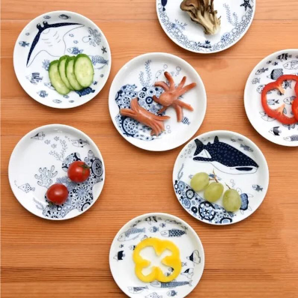 Cocomarine ココマリン 小皿 小付 おしゃれ 13cm ジンベイザメ マンタ 魚柄 波佐見焼 日本製 食器