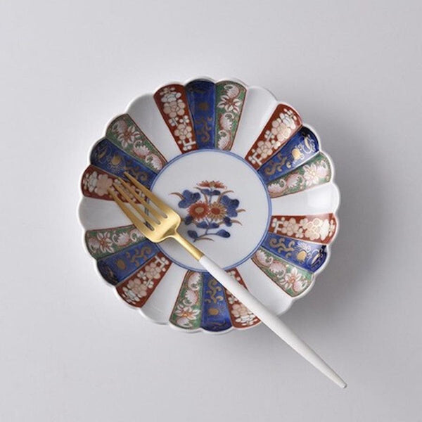 見込菊花紋 5号皿 16cm 小皿 中皿 林九郎窯 和食器 波佐見焼 日本製 古伊万里