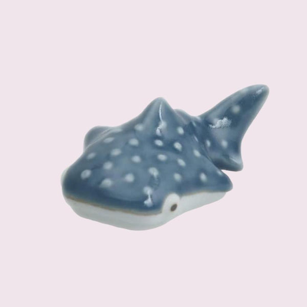 Cocomarine ココマリン ジンベイザメ 箸置き はしおき 陶器 おしゃれ 食器 波佐見焼 日本製
