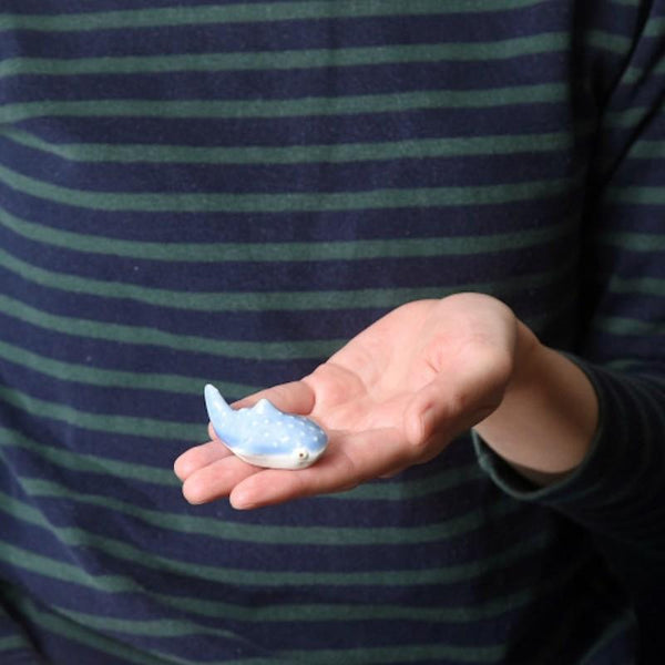 Cocomarine ココマリン ジンベイザメ 箸置き はしおき 陶器 おしゃれ 食器 波佐見焼 日本製
